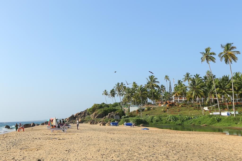 สมุทราธีรัม บีช รีสอร์ต Hotel Thiruvananthapuram ภายนอก รูปภาพ