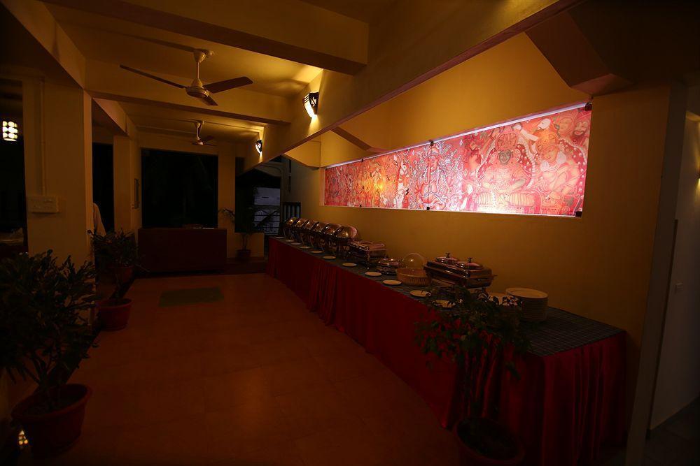 สมุทราธีรัม บีช รีสอร์ต Hotel Thiruvananthapuram ภายนอก รูปภาพ